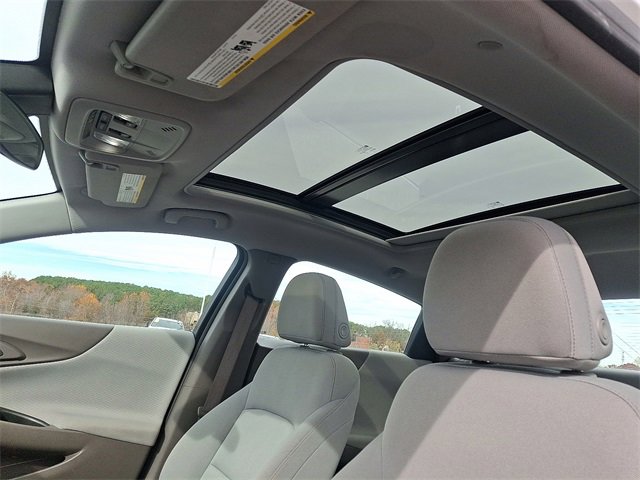 Used 2024 Chevrolet Malibu LT image 14