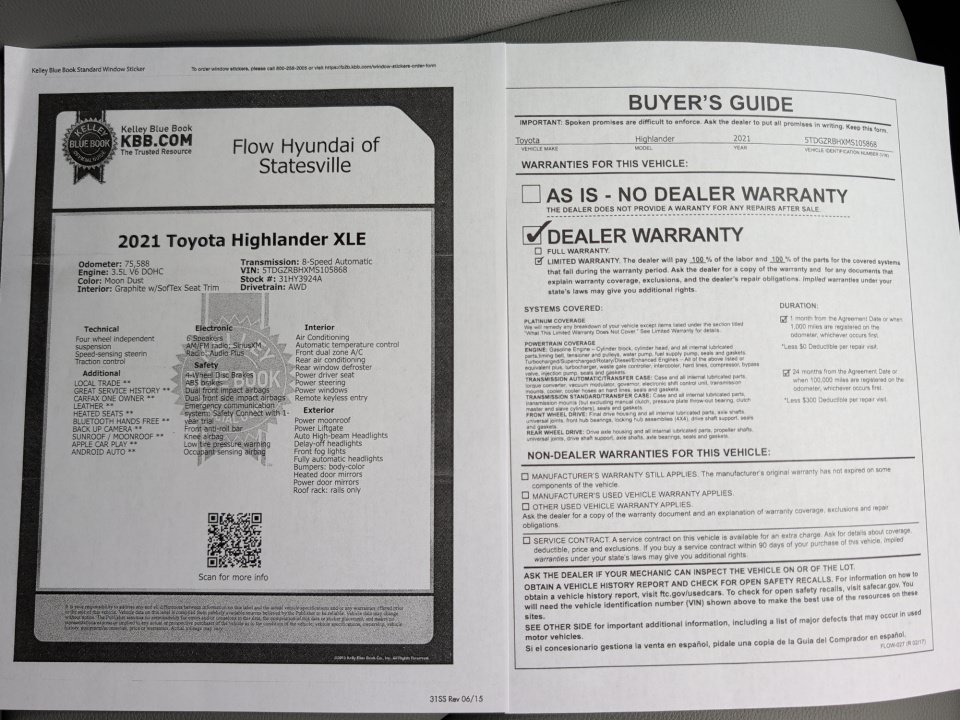 Used 2021 Toyota Highlander XLE AWD/4WD image 37