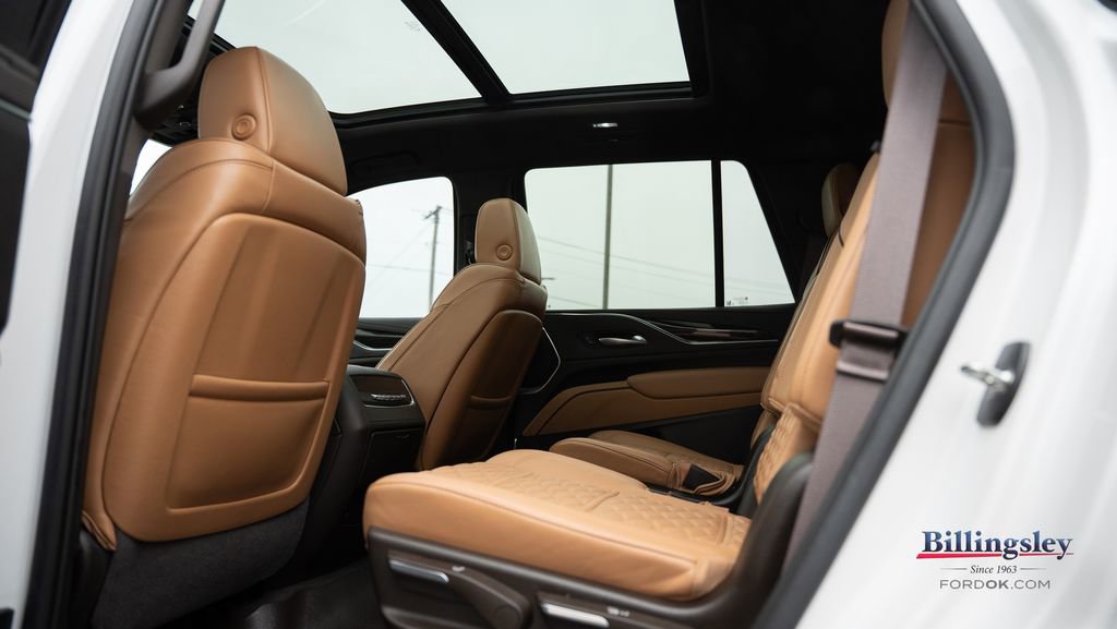 Used 2023 Cadillac Escalade Sport AWD/4WD image 8