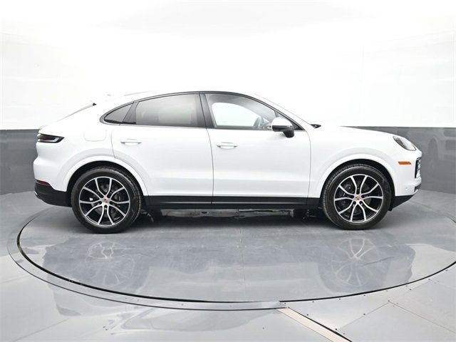 New 2026 Porsche Cayenne Coupe image 24