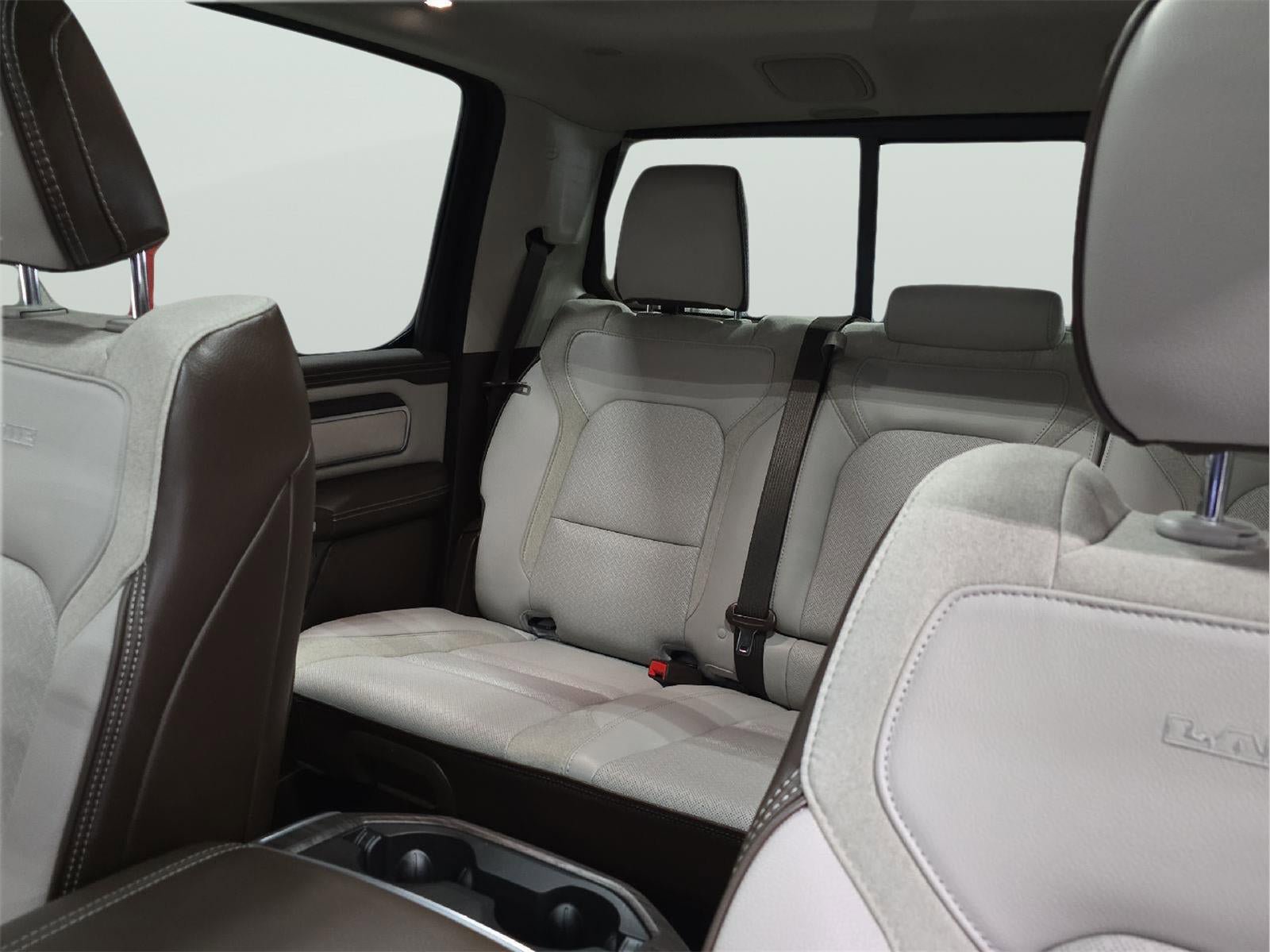Used 2025 RAM 1500 Laramie AWD/4WD image 22