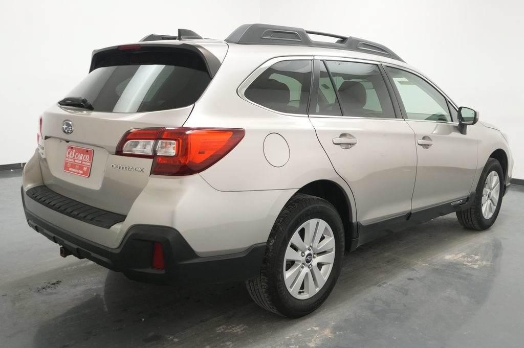 Used 2019 Subaru Outback 2.5i Premium AWD/4WD image 8