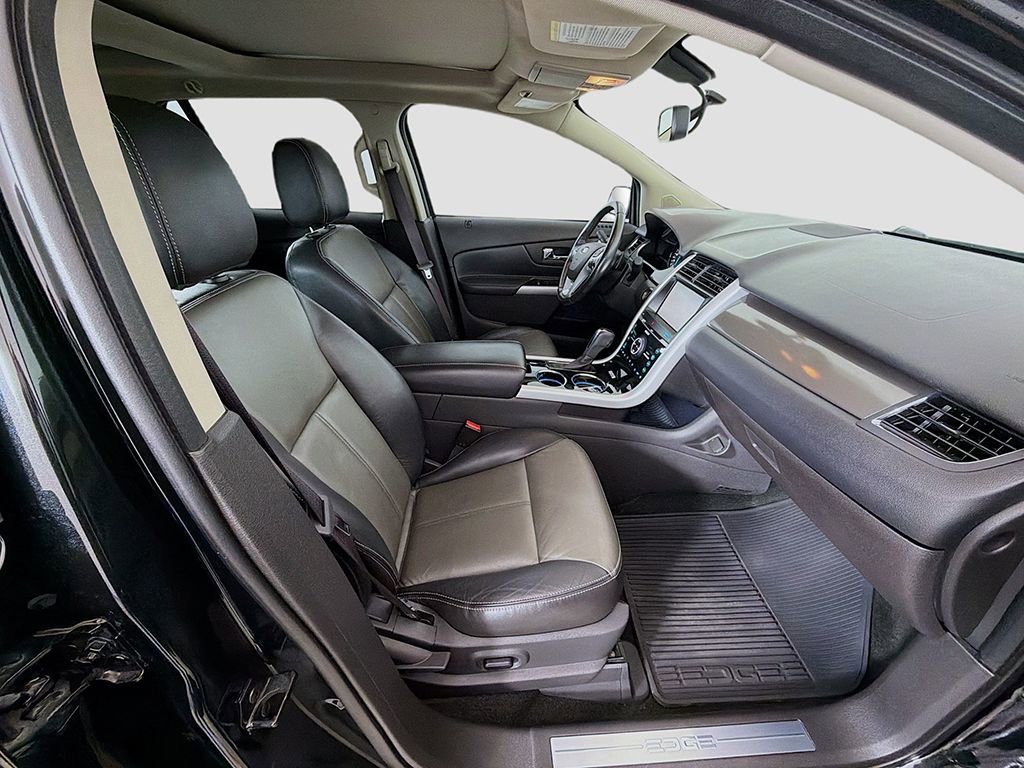 Used 2013 Ford Edge Sport w/ Driver Entry Pkg image 21