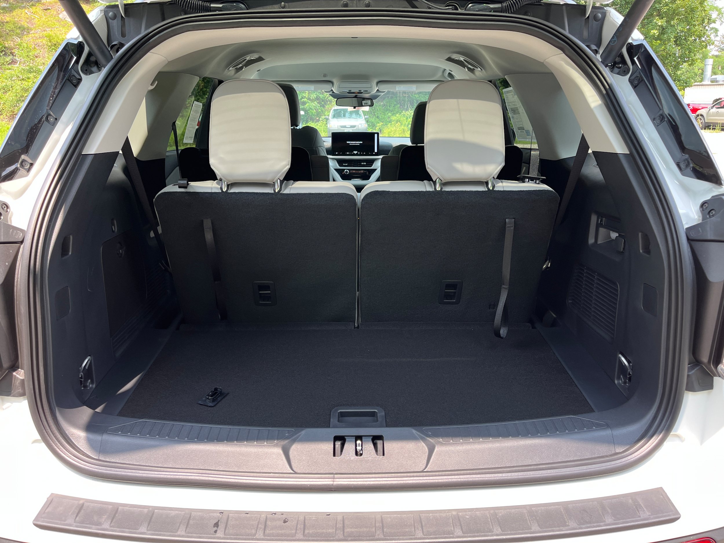 New 2026 Ford Explorer Active w/ Active Comfort Package AWD/4WD image 19