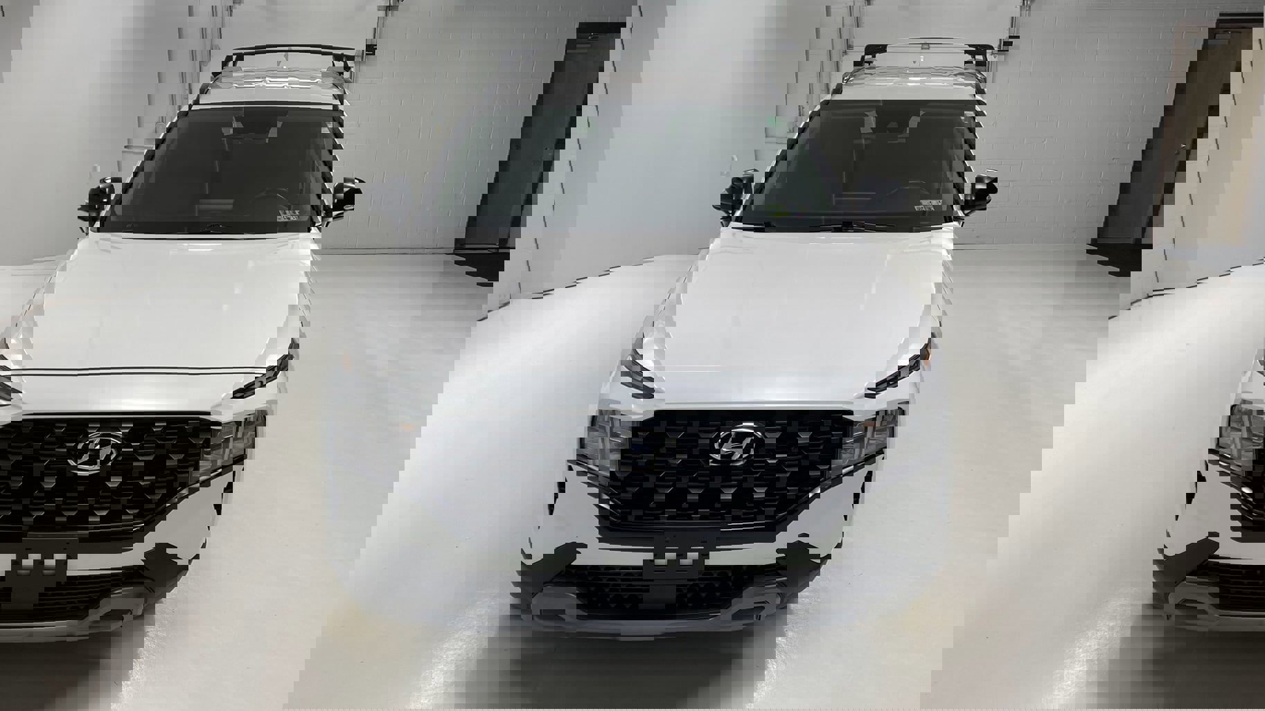 Used 2022 Hyundai Santa Fe XRT image 3