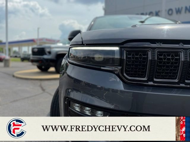 Used 2024 Jeep Grand Wagoneer L Series II w/ Quick Order Packagew 28T AWD/4WD image 43