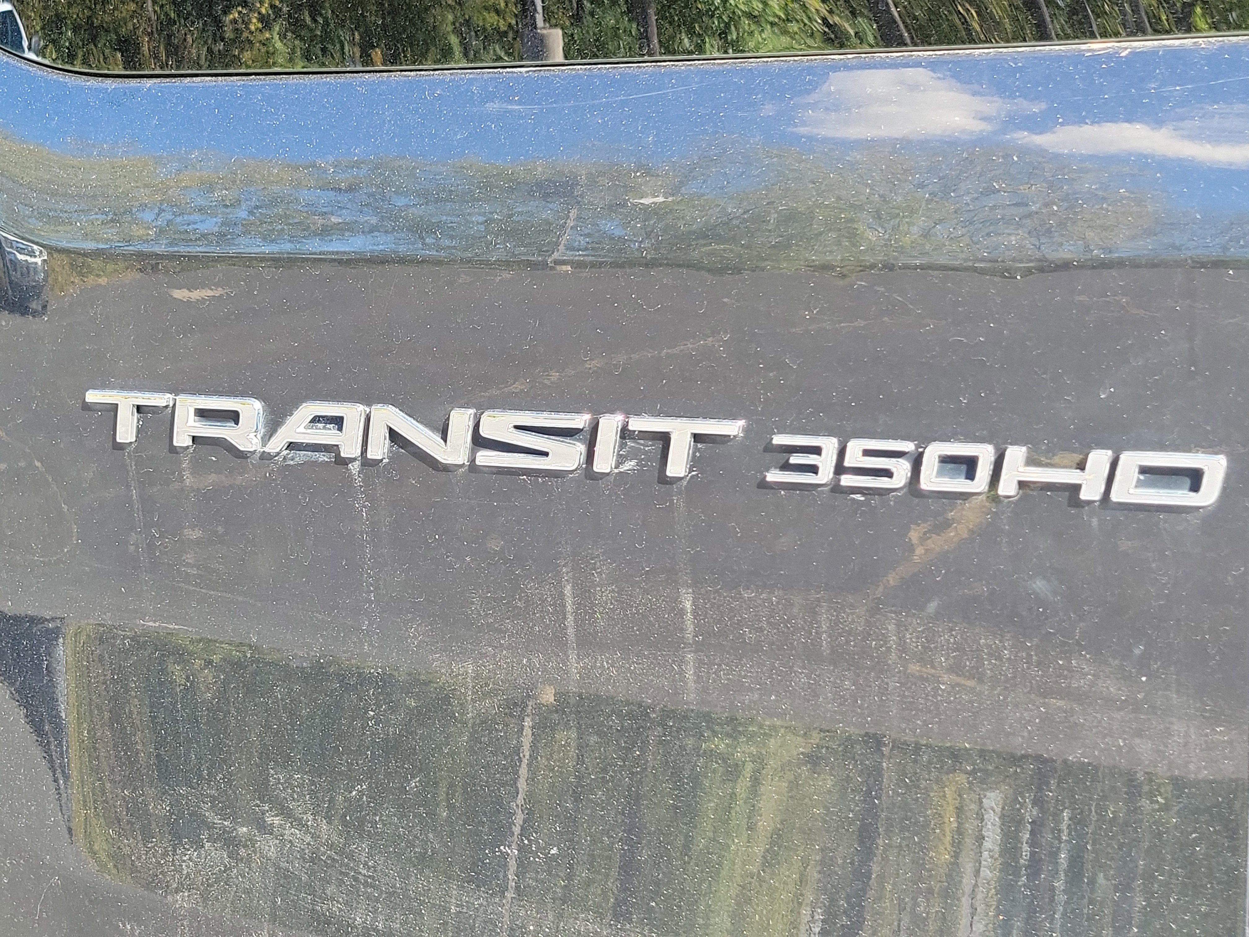 Used 2019 Ford Transit 350 XLT image 6