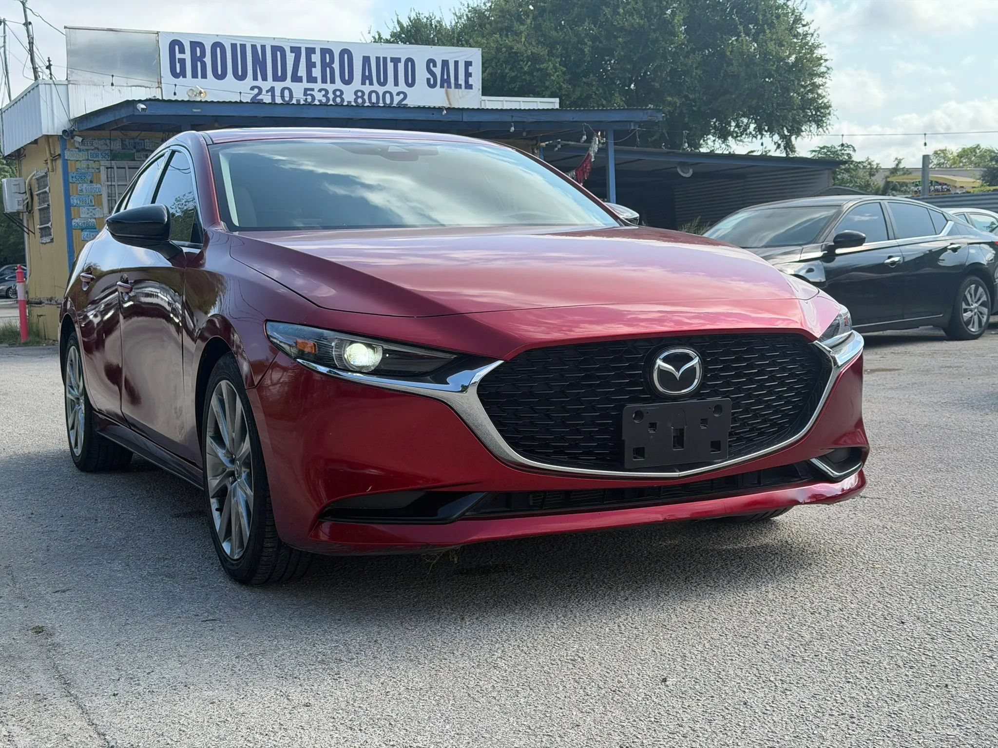Used 2020 MAZDA MAZDA3 Sedan w/ Black Accent Package FWD image 1