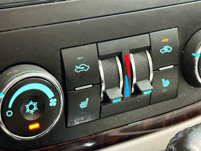 Used 2012 Chevrolet Impala LTZ FWD image 19