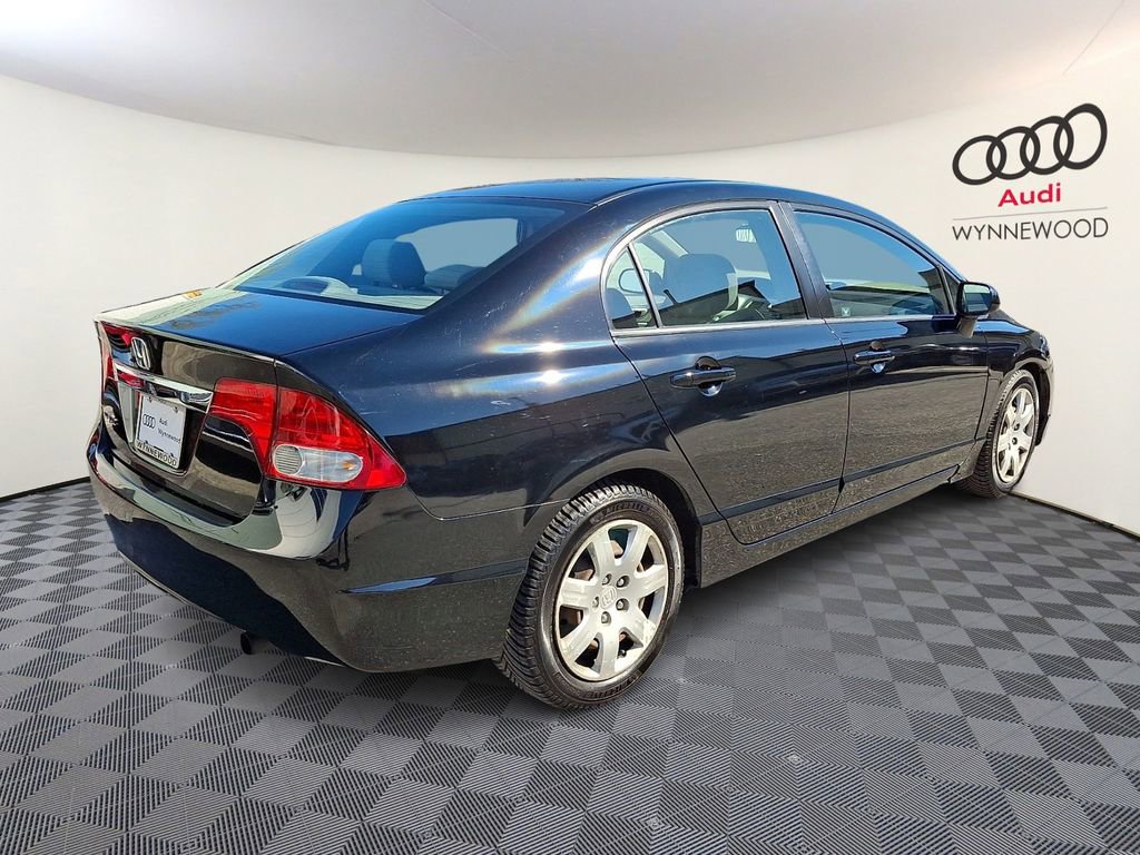 Used 2011 Honda Civic LX image 6