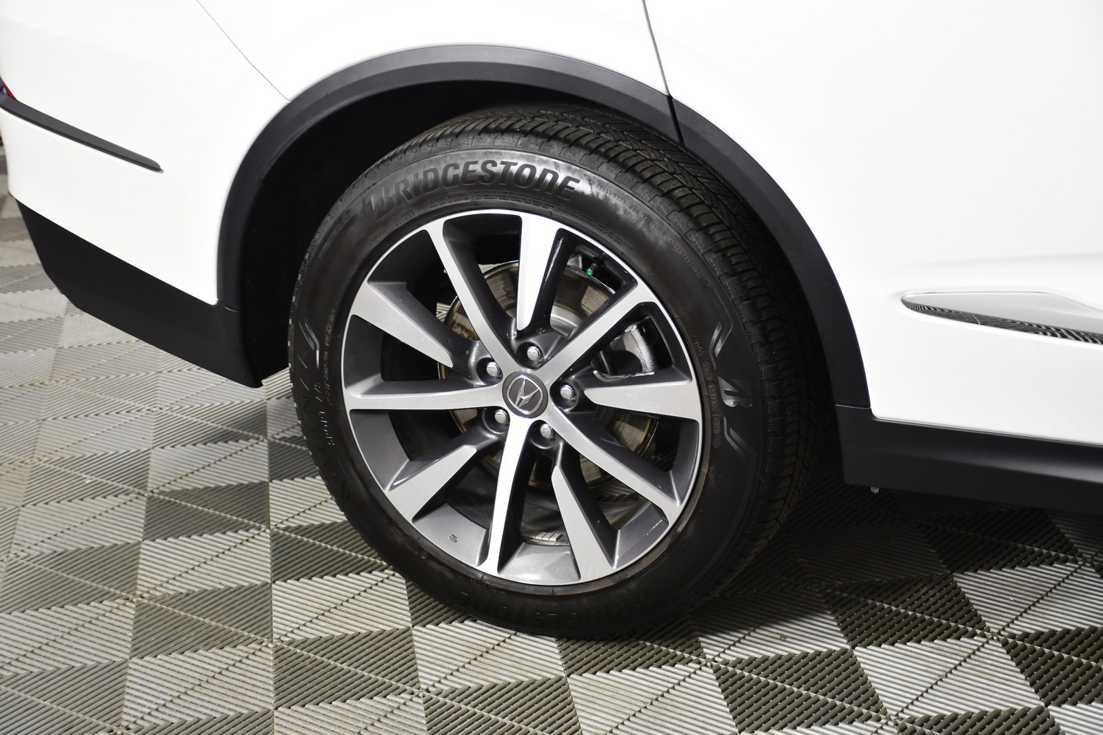 Certified 2025 Acura MDX SH-AWD w/ Technology Package image 56