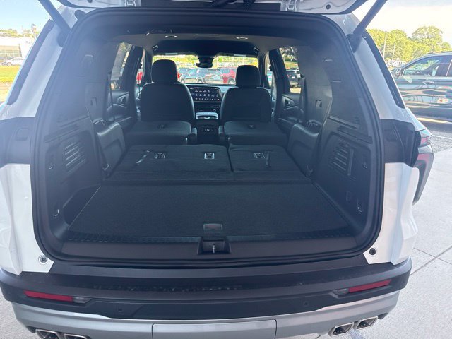 New 2026 Chevrolet Traverse LT w/ Driver Confidence Package AWD/4WD image 34