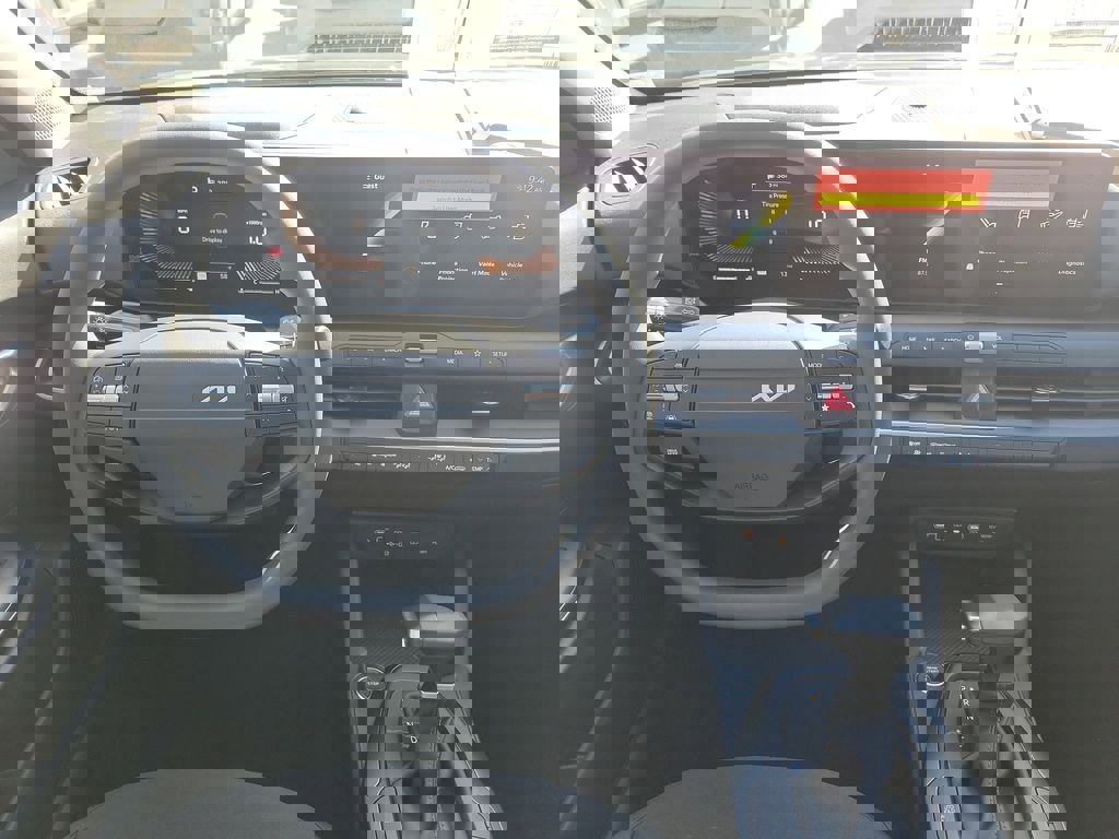 New 2026 Kia K4 LXS image 17