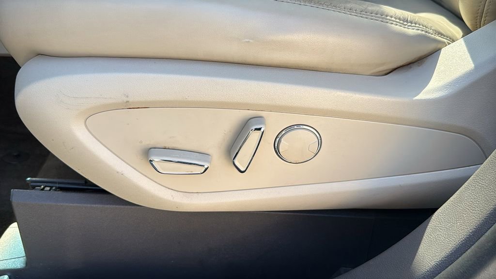 Used 2017 Lincoln MKX Reserve image 13