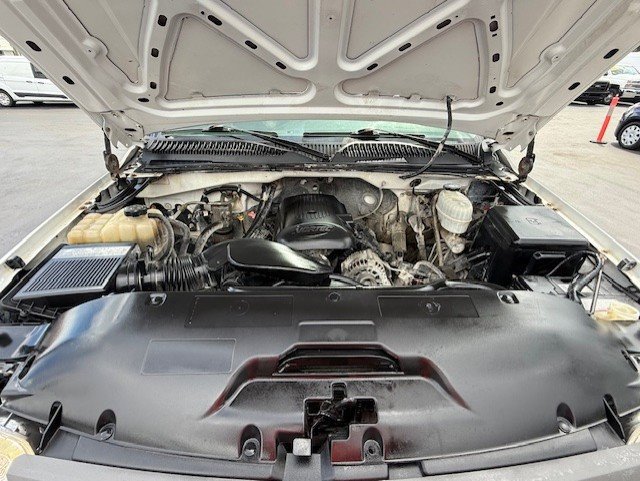 Used 2005 GMC Sierra 3500 W/T w/ Skid Plate Package image 20