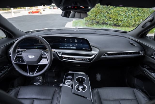 Used 2024 Cadillac Lyriq Luxury RWD image 26