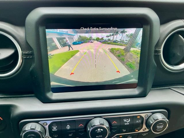 Used 2022 Jeep Wrangler Unlimited Rubicon 4xe w/ Cold Weather Group image 37