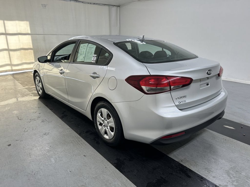 Used 2018 Kia Forte LX w/ LX Rear Camera Package FWD image 7