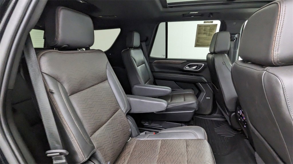 Used 2021 Chevrolet Tahoe High Country w/ Premium Package image 36