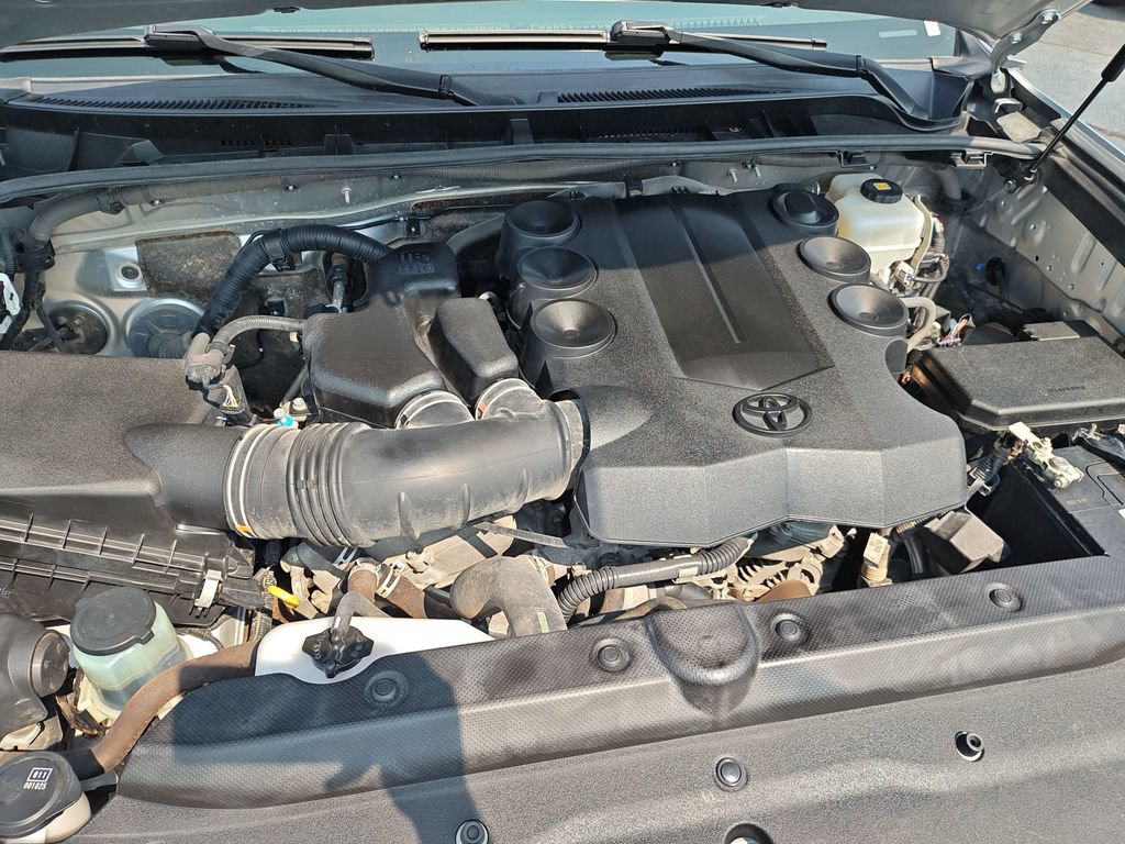 Used 2019 Toyota 4Runner TRD Off-Road AWD/4WD image 24