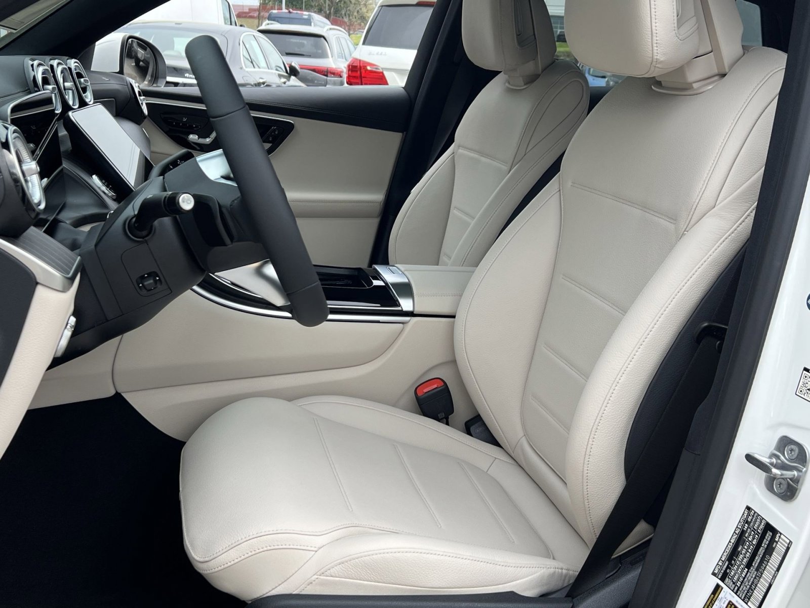 New 2026 Mercedes-Benz GLC 300 4MATIC image 11