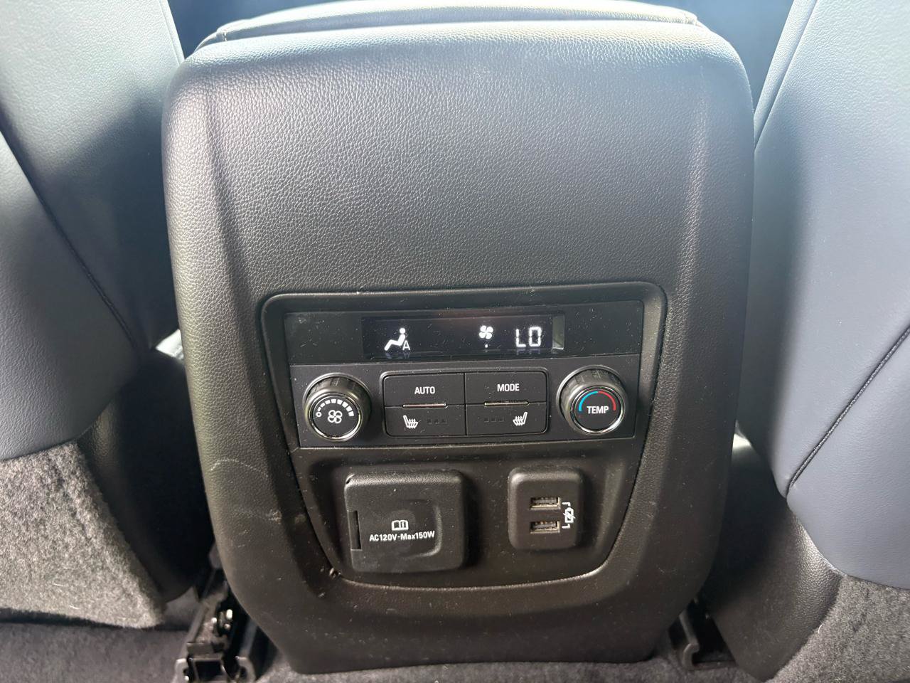 Used 2022 Buick Enclave Premium FWD image 26