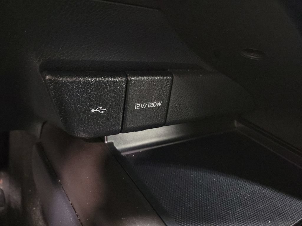 Used 2024 Toyota Camry SE FWD image 19