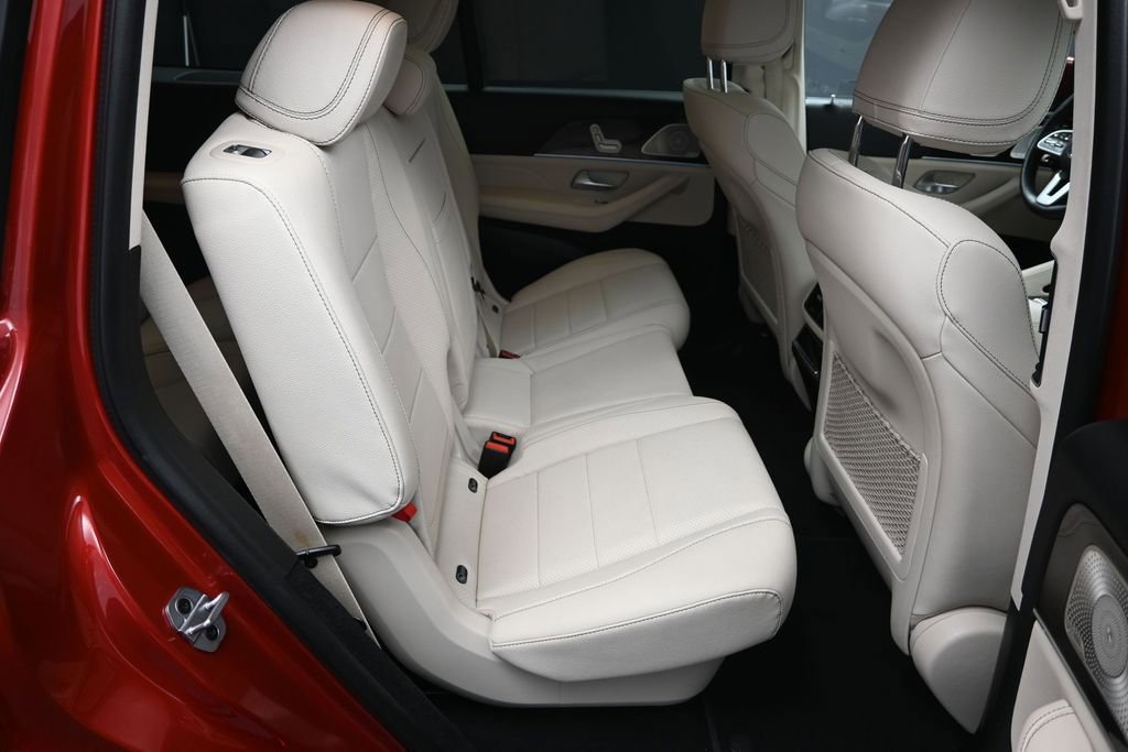 Used 2022 Mercedes-Benz GLS 450 4MATIC image 40
