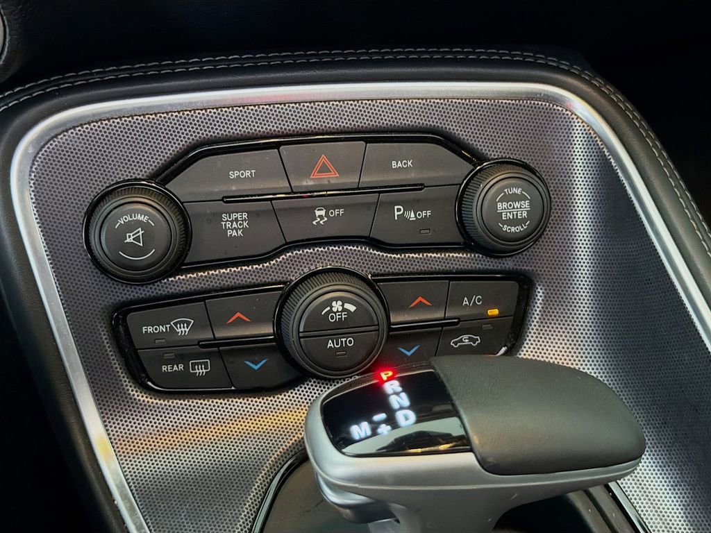 Used 2015 Dodge Challenger SXT Plus w/ Sound Group II RWD image 20