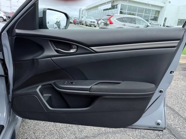 Used 2018 Honda Civic Sport image 12
