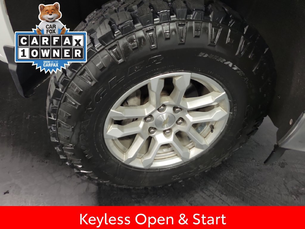 Used 2022 Chevrolet Silverado 1500 LT AWD/4WD image 11