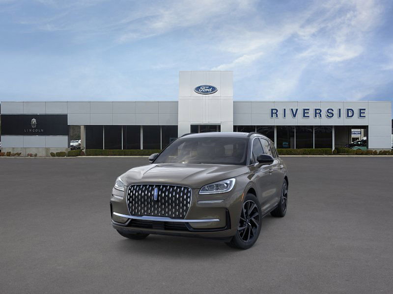 New 2025 Lincoln Corsair Grand Touring w/ Equipment Group 301A AWD/4WD image 2