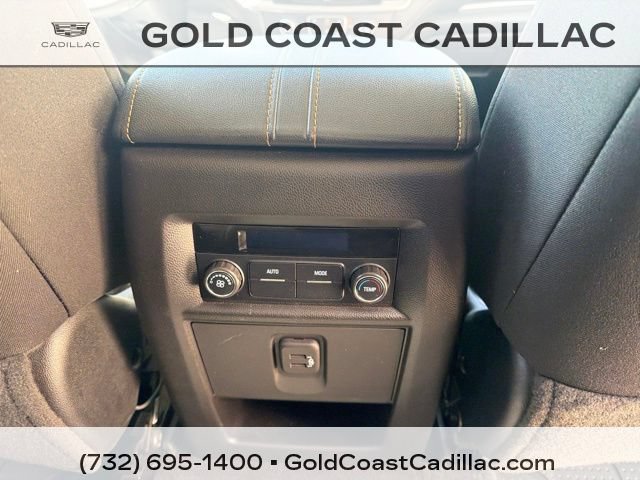 Used 2019 Chevrolet Traverse LT FWD image 9