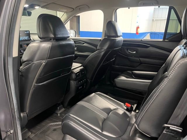 Used 2024 Honda Pilot EX-L image 16