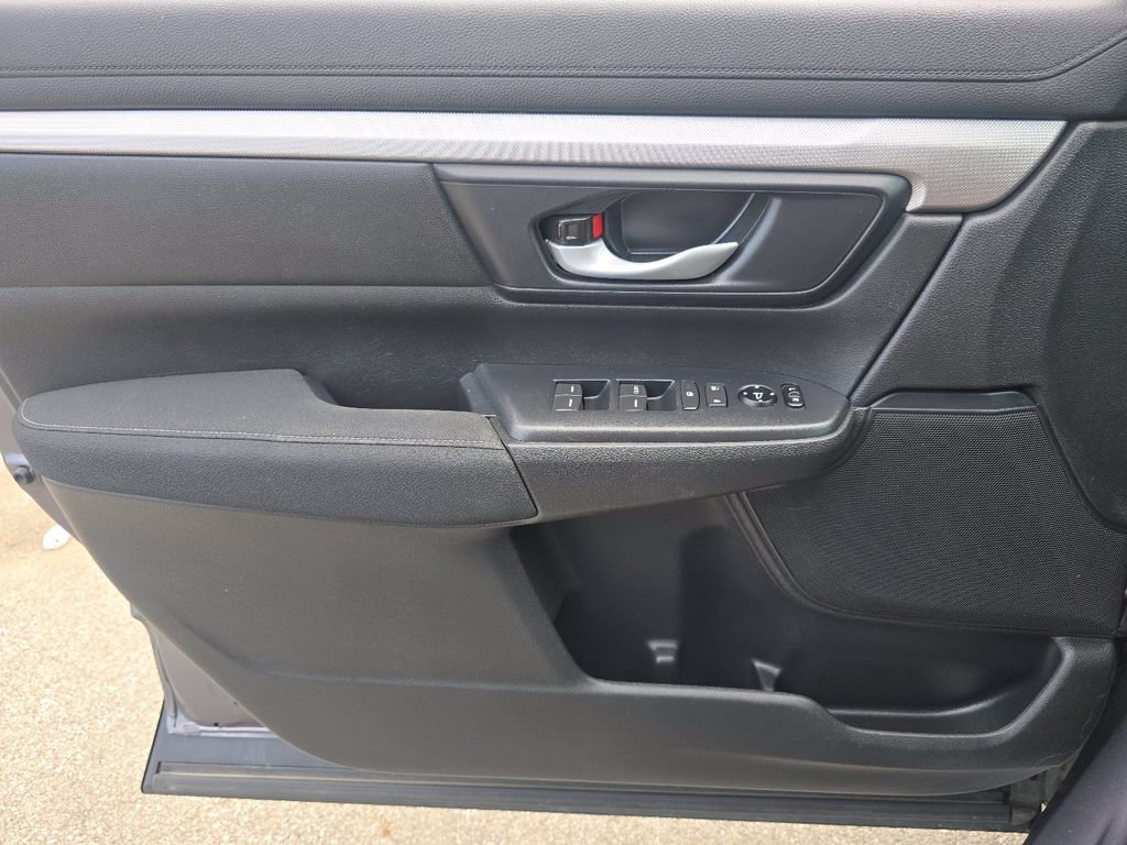 Used 2018 Honda CR-V LX image 20
