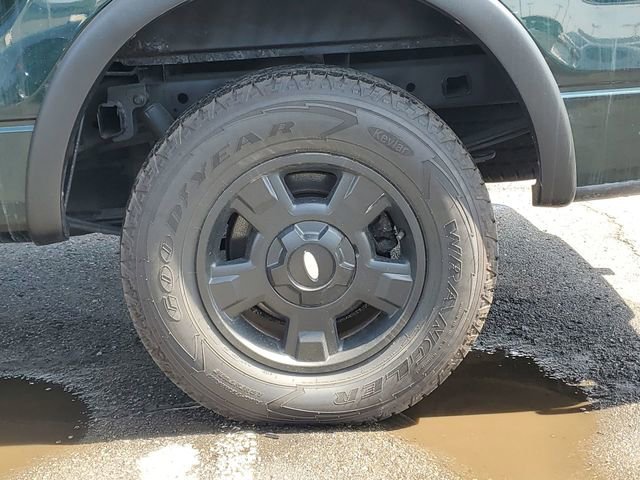Used 2013 Ford F150 XLT w/ Mid Equipment Group RWD image 29