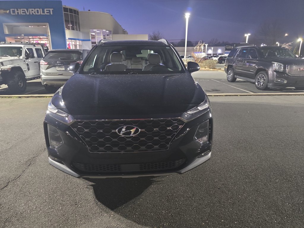 Used 2019 Hyundai Santa Fe Limited w/ Cargo Package image 2