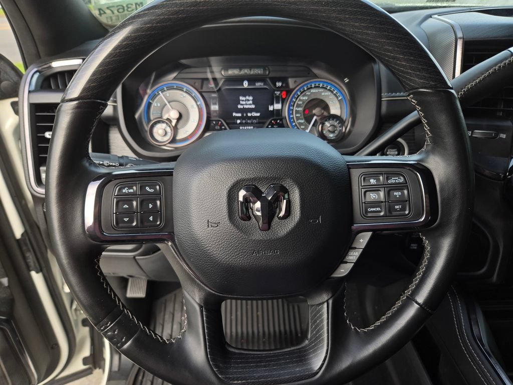 Used 2022 RAM 2500 Limited AWD/4WD image 26