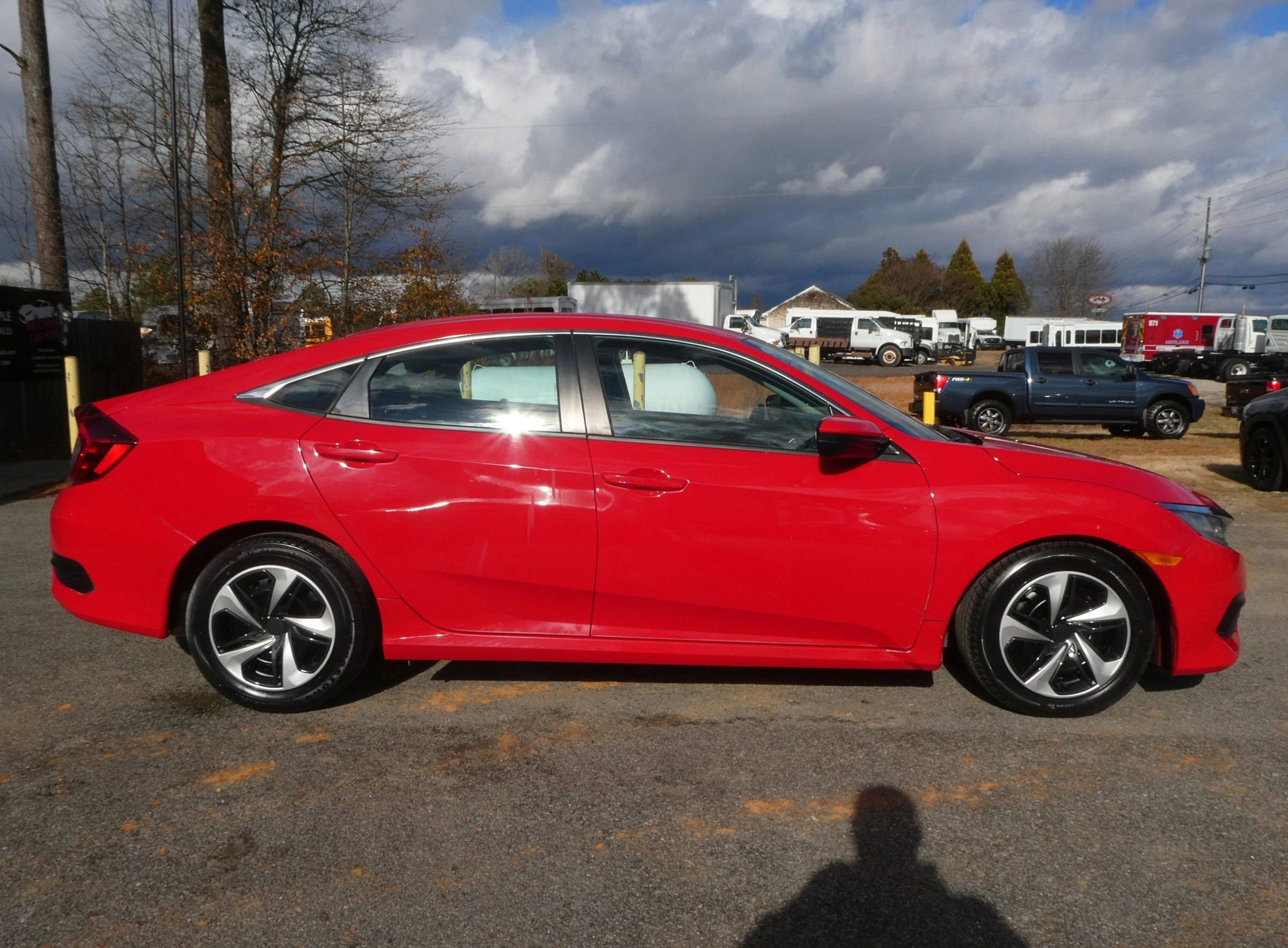 Used 2018 Honda Civic LX image 4
