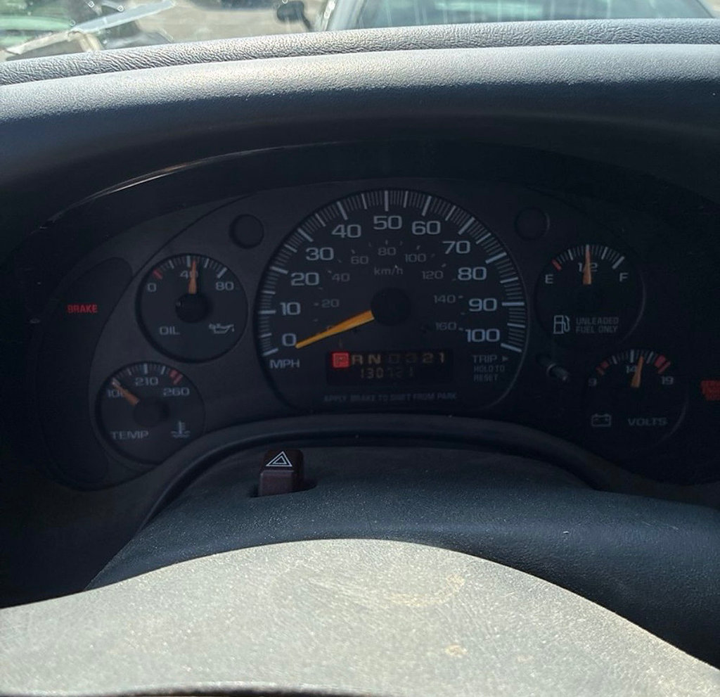 Used 1999 Chevrolet Express 3500 Extended RWD image 22