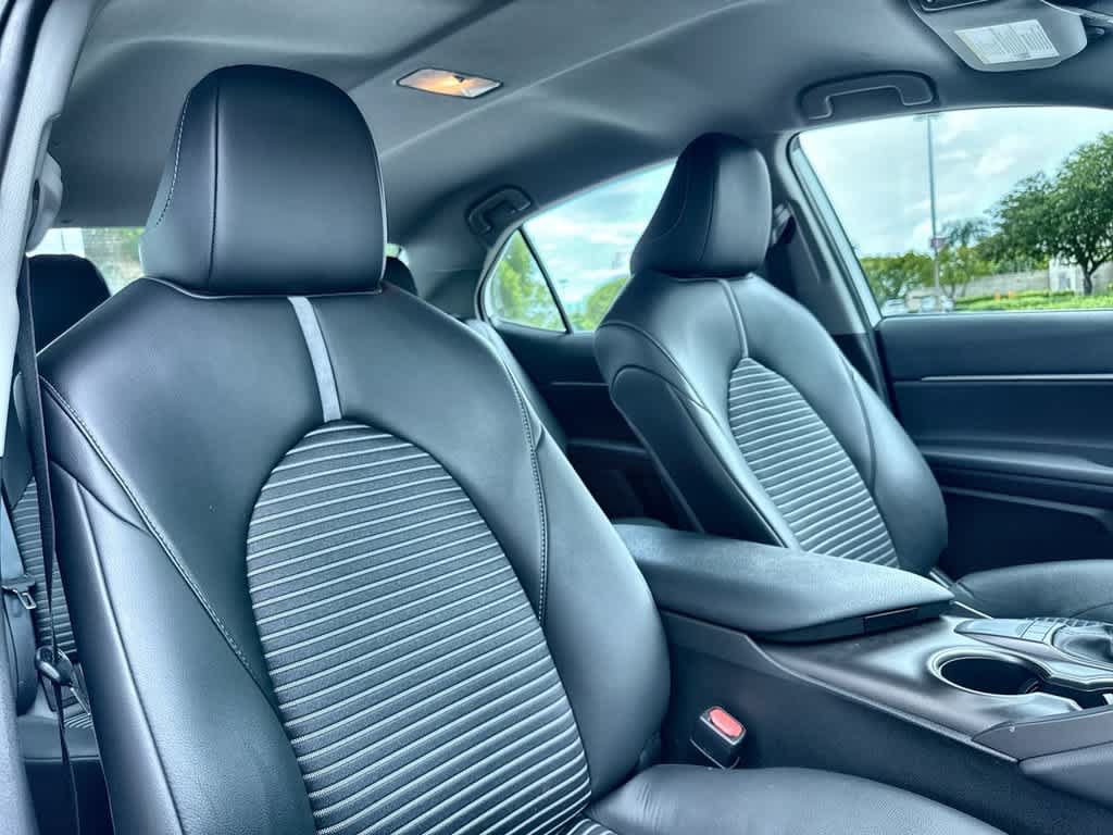 Used 2024 Toyota Camry SE w/ Convenience Package FWD image 27