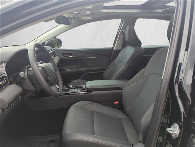 Used 2026 Toyota Camry XLE w/ Premium Plus Package FWD image 18