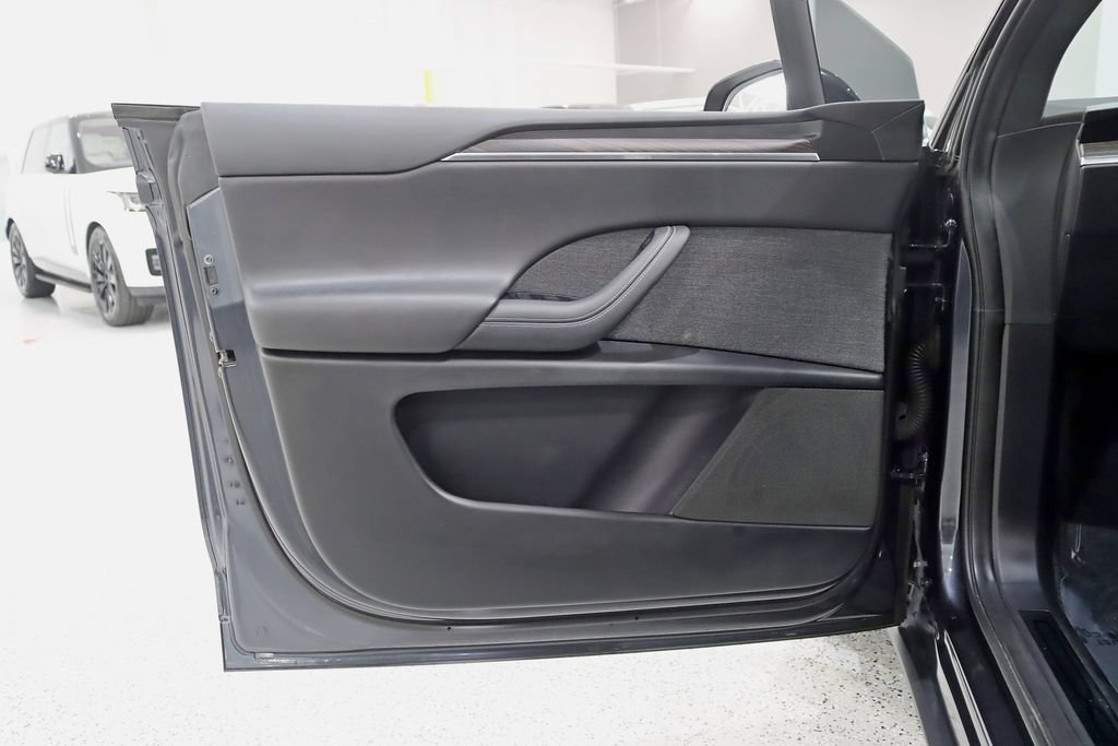 Used 2024 Tesla Model X AWD/4WD image 32