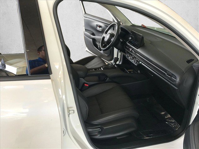 Used 2025 Honda HR-V EX-L image 18