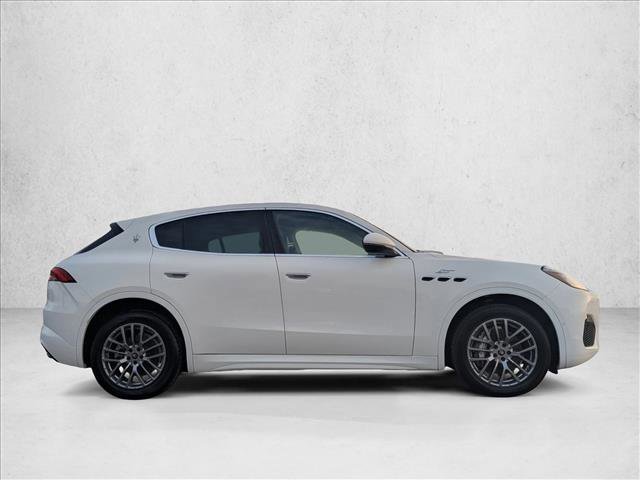 Used 2024 Maserati Grecale GT image 4