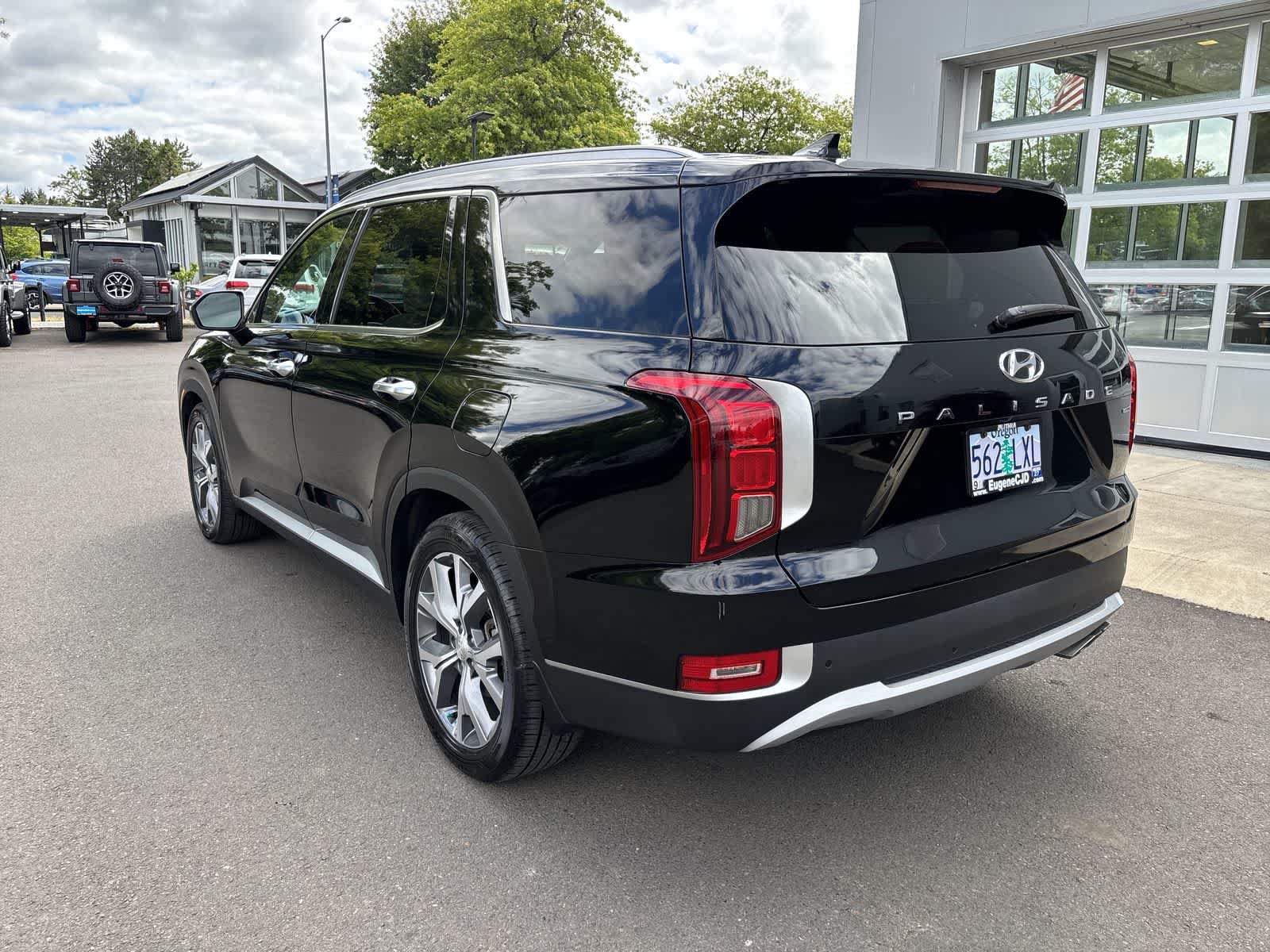 Used 2022 Hyundai Palisade SEL AWD/4WD image 3