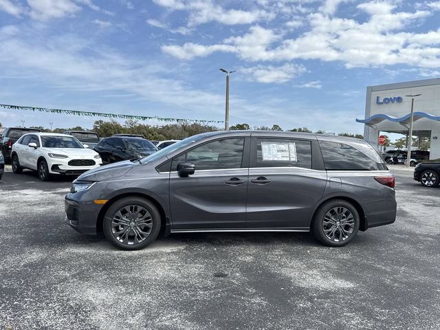New 2026 Honda Odyssey Touring image 11
