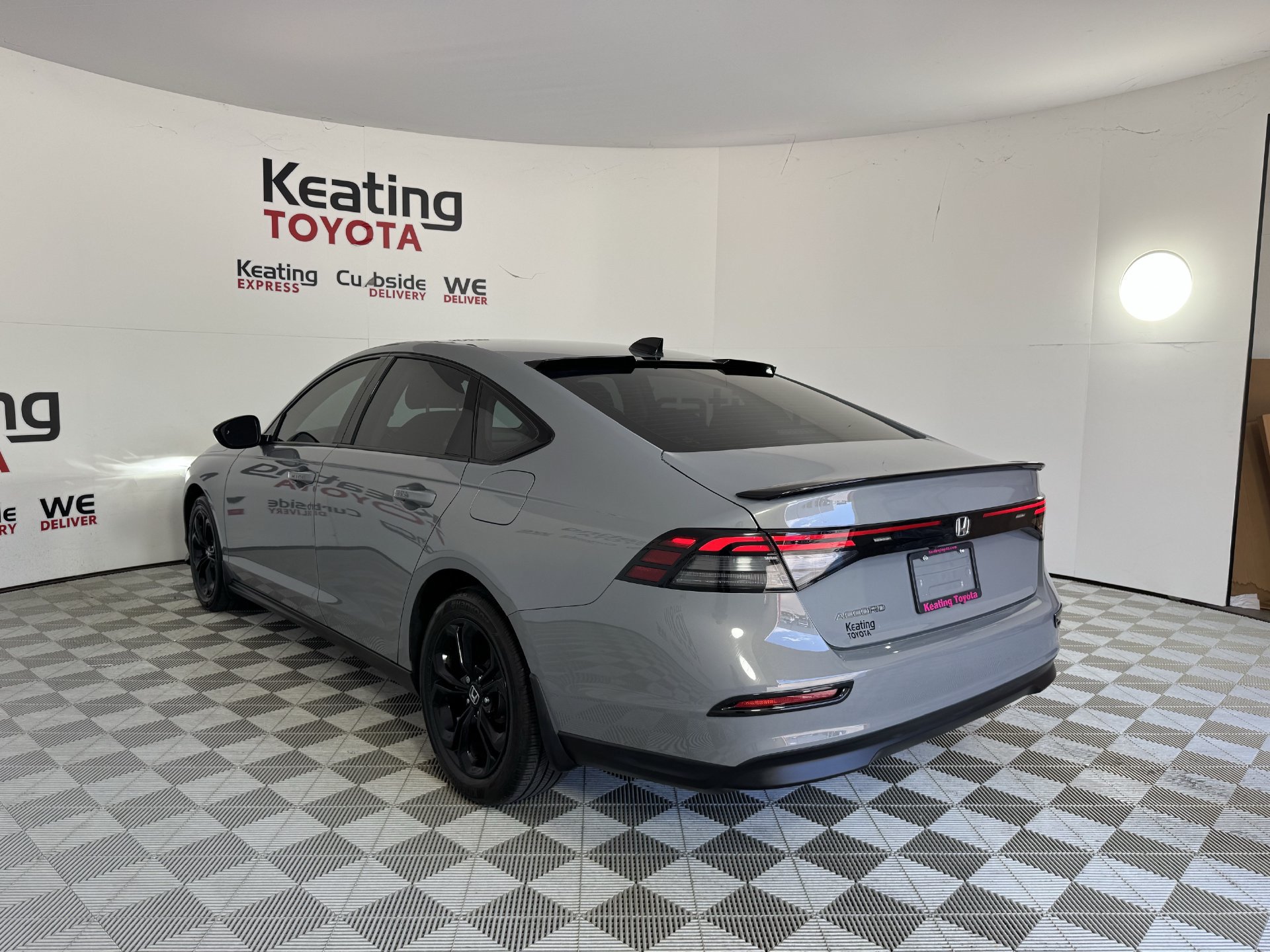 Used 2025 Honda Accord SE image 7