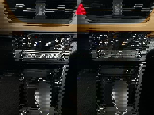 Used 2024 Kia Seltos SX w/ SX Sunroof Package image 18