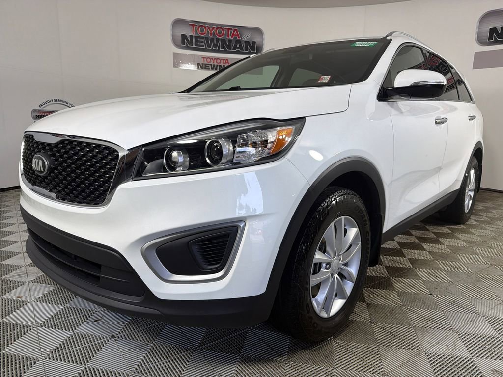 Used 2018 Kia Sorento FWD image 7